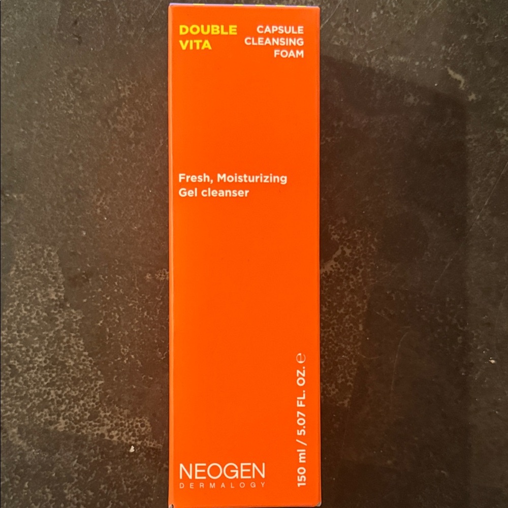 Neogen Dermalogy Double Vita Capsule Cleansing Foam 5.07 fl oz/150 ml NEW**